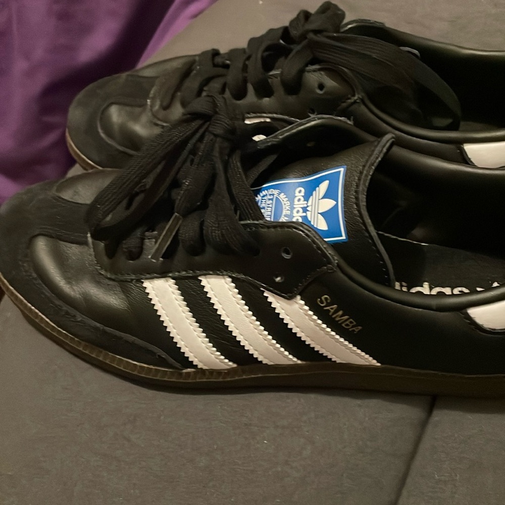 Adidas sambas